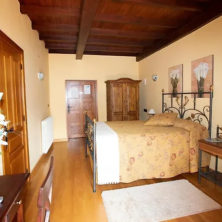 Lantställe La Casona De Lombrana, En Polaciones