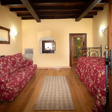 La Casona De Lombrana, En Polaciones