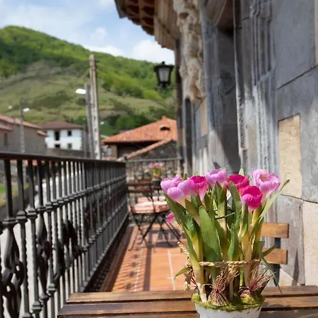 La Casona De Lombrana, En Polaciones