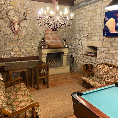 La Casona De Lombrana, En Polaciones Εξοχικό σπίτι Lombrana