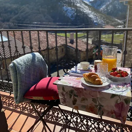 Εξοχικό σπίτι La Casona De Lombrana, En Polaciones Lombrana