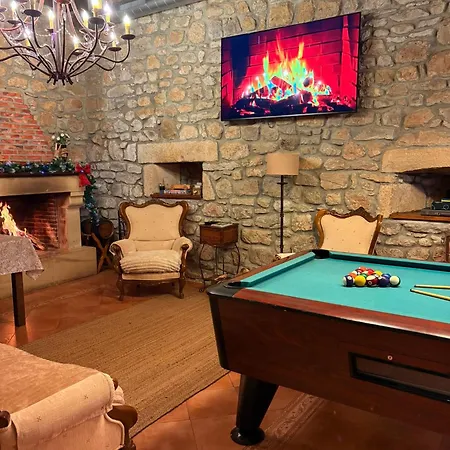 Lantställe La Casona De Lombrana, En Polaciones *