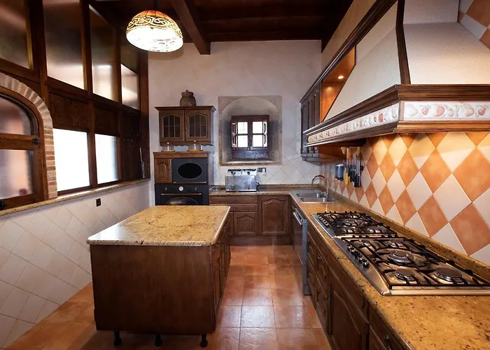 Gospodarstwo wiejskie La Casona De Lombrana, En Polaciones