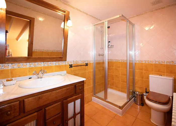 La Casona De Lombrana, En Polaciones Gospodarstwo wiejskie