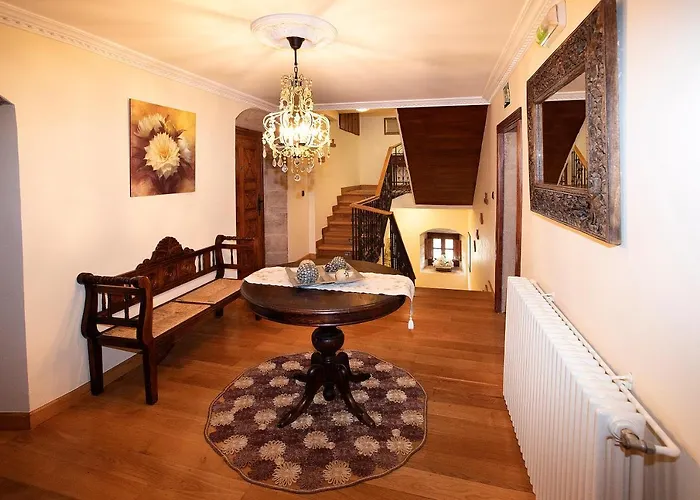 La Casona De Lombrana, En Polaciones