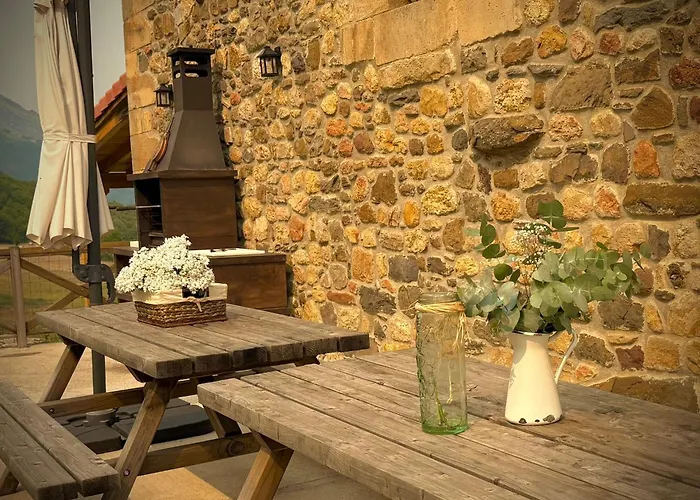 La Casona De Lombrana, En Polaciones Gospodarstwo wiejskie